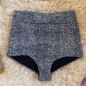 Rare Of Earth & Salt Classic Bikini Bottom